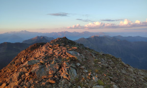 Gipfelsieg, Sonnenuntergang