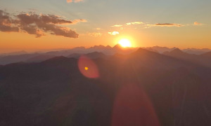 Gipfelsieg, Sonnenuntergang