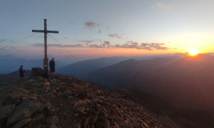 Gipfelsieg, Sonnenuntergang
