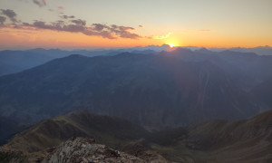 Gipfelsieg, Sonnenuntergang