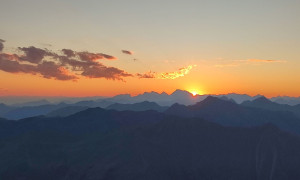 Gipfelsieg, Sonnenuntergang