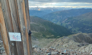 Gipfelsieg, Blick nach Außervillgraten Gipfelsieg, Blick nach Außervillgraten