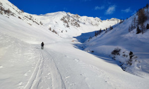 Skitour Kreuzspitze - Zustieg Rosstal, Blick zum Kalksteiner Jöchl