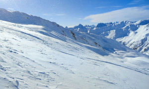Skitour Kreuzspitze - Aufstieg, Blick zu den Sextner Dolomiten