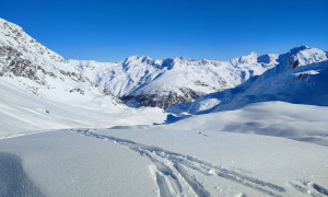 Bilder Skitour Hohes Haus - bei der Villponer Lenke, Blick zur Hochalmspitze, Glockner und Regenstein Bilder Skitour Hohes Haus - bei der Villponer Lenke, Blick zur Hochalmspitze, Glockner und Regenstein