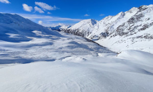 Bilder Skitour Hohes Haus - Abfahrt ins Einattal Bilder Skitour Hohes Haus - Abfahrt ins Einattal