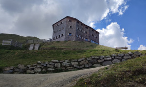 Bergtour Sillianer Hütte - Sillianer Hütte Bergtour Sillianer Hütte - Sillianer Hütte