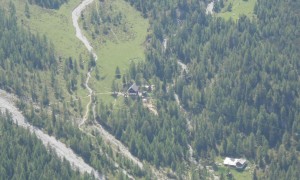 Madonnenklettersteig - Tiefblick Kerschbaumeralm