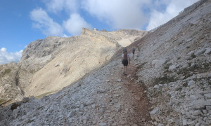 Klettersteig Col dei Bos, Lagazuoi - Aufstieg Bergstation Lagazuoi Klettersteig Col dei Bos, Lagazuoi - Aufstieg Bergstation Lagazuoi