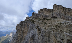 Klettersteig Col dei Bos, Lagazuoi - Abstieg zum Tunnel Klettersteig Col dei Bos, Lagazuoi - Abstieg zum Tunnel