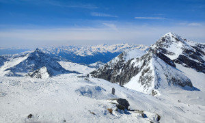 Skitour Magerstein - Gipfelsieg mit Frauen- und Fernerköpfl sowie Schneebiger Nock