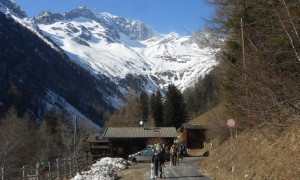 Skihochtour Schwarzenstein - Rückblick zum Gipfel