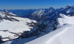 Skihochtour Johannisberg - Hohe Riffl mit Blick Mooserboden mit Hoher Tenn und Großes Wiesbachhorn