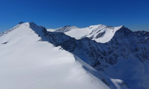 Skihochtour Johannisberg - Hohe Riffl mit Blick zum Glockner, Johannisberg, Romariswandköpfe, Schneewinkelkopf und Eiskögele