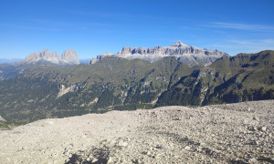 Hochtour Marmolata - Zustieg, Blick zur Langkofelgruppe und Sella-Stock Hochtour Marmolata - Zustieg, Blick zur Langkofelgruppe und Sella-Stock