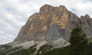 Klettersteig Tofana di Rozes - Blick zum Ziel