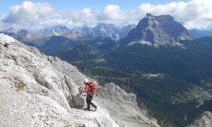 Klettersteig Civetta - im Klettersteig, mit Blick Zoldo talauswärts