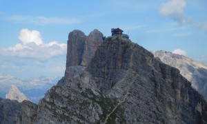 Klettersteig Averau - Blick zum Averau und Nuvolau