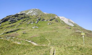 Bergtour Kreuzspitze - Abstieg, beim Fenster Blick zum Vorderen Sajatkopf