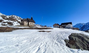 Skihochtour Köllkuppe - bei der Zufallhütte