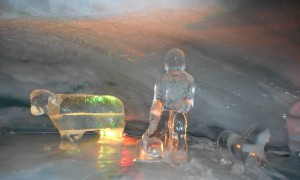 Skihochtour Breithorn - im Eispalast Skihochtour Breithorn - im Eispalast