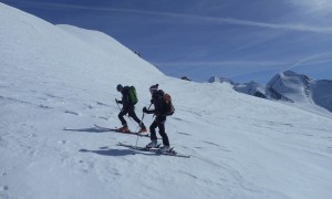 Skihochtour Breithorn - beim Gipfelanstieg Skihochtour Breithorn - beim Gipfelanstieg