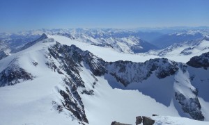 Skitour Zuckerhütl - Blick zum Wilder Pfaff, Freiger und Becherhaus