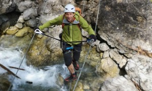 Klettersteig Verborgene Welt - erste Seilbrücke