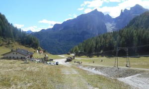 Bergtour Sassongher - Abstieg zur Edelweisshütte