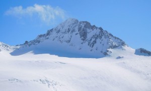 Skihochtour Turnerkamp - Nevesferner, Blick zum Gipfel
