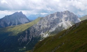 Etappe 3 - Blick zur Porze und Crode dei Longerin