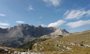 Kombination Neunerspitze - Blick zur Lavarellaspitze