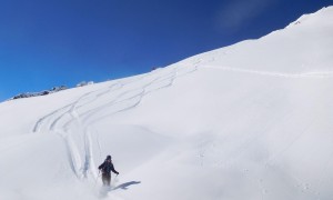 Skitour Roter Kogel - Pulvergenuss bei der Abfahrt