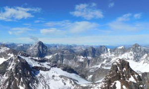 Piz Buin - Blick über den Kleinen Piz Buin zum Piz Linard und Verstanclahorn