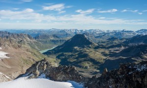 Piz Buin - Blick zum Silvretta-Stausee und Bielerhöhe
