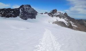 Piz Buin - Blick zum Signalhorn und Silvrettahorn