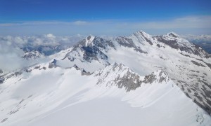 Skihochtour Möselekopf - Blick zum Weißzint, Hochfeiler und Hochferner