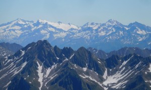 Bergtour Wurmaulspitze - Blick zum Großvenediger, Dreiherrenspitze, Malhamspitze, Rötspitze und Daberspitze
