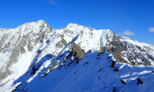 Bergtour Bloßberg - Blick zur Kleinen und Großen Windscharspitze und Kahlgeifel