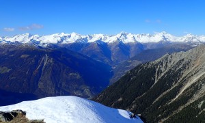 Bergtour Bloßberg - Blick zum Hochfeiler, Möseler, Turnerkamp, Schwarzenstein, Löffler,...