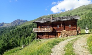 Bergtour Rotes Ginggele - bei der Kamelisenalm
