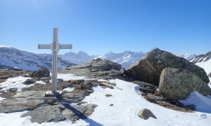 Skihochtour Hocharn - kleines Kreuz beim Zirmsee
