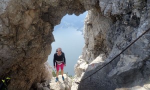 Bergtour Traunstein - Abstieg Naturfreundesteig, Felsenfenster