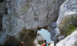 Bergtour Traunstein - Abstieg Naturfreundesteig, Felsenfenster