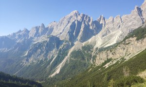 Klettersteig Arzalpenturm - Blick zur Cima Bagni Klettersteig Arzalpenturm - Blick zur Cima Bagni