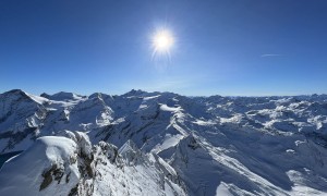Skihochtour Kitzsteinhorn - Gipfelsieg, Blick Richtung Glockner