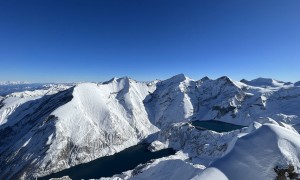 Skihochtour Kitzsteinhorn - Gipfelsieg, Blick zum Mooserboden mit Wiesbachhorn