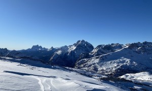 Skitour Kleine Gaisl - Aufstieg, Blick zum Pelmo und Tofanen