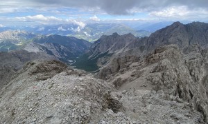 Bergtour Kreuzkofel - Gipfelsieg, Blick ins Kühbodental