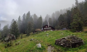 Bergtour Finsterkarspitze - Zustieg, bei der Jausenstation Trojeralm